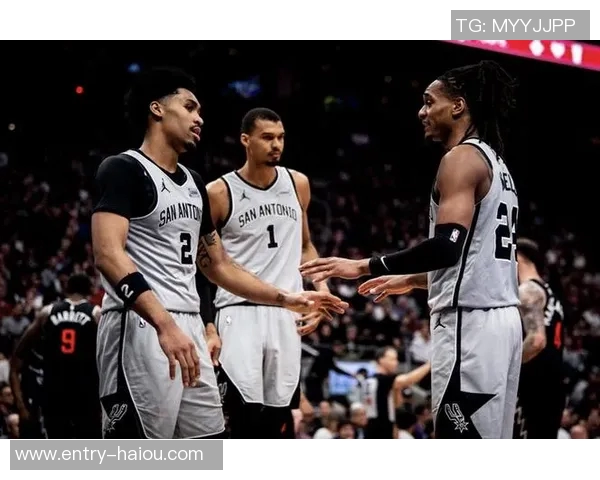 战力榜更新马刺稳居第一骑士进步显著火箭下滑湖人排名第十一勇士继续低迷